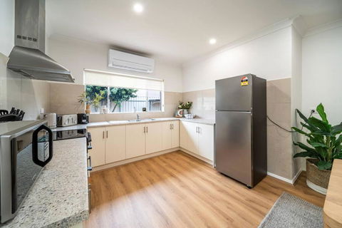 Ambrosia - Designer 3BR WiFi - Darwin Holiday 3