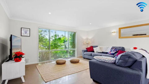 Amersham - Darwin Holiday 0