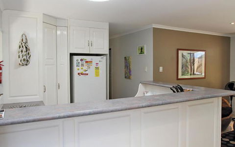 AMITY BEACH BUNGALOW - Darwin Holiday 4