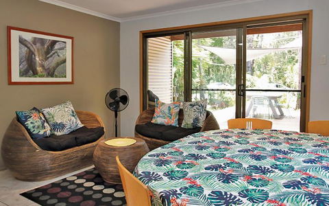 AMITY BEACH BUNGALOW - Darwin Holiday 1