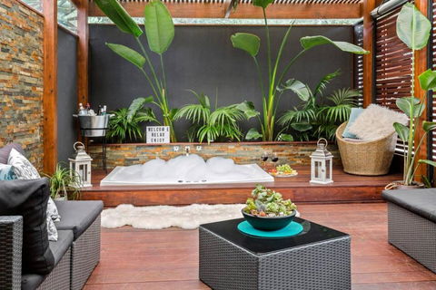 Amore Tranquil Oasis - Outdoor Spa. 50m To Beach. - Darwin Holiday 0