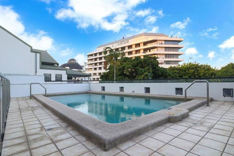 An Abode On Abbott - In The Heart Of The City - Darwin Holiday 3