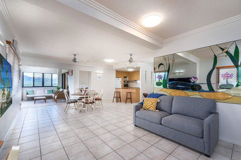 An Adorable Apartment On Abbott - Stunning Views - Darwin Holiday 0