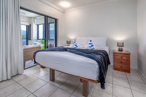 An Adorable Apartment On Abbott - Stunning Views - Darwin Holiday 2