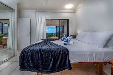 An Adorable Apartment On Abbott - Stunning Views - Darwin Holiday 3