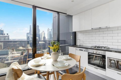 An Amazing 2BR Apt With City Views In Southbank - Darwin Holiday 3