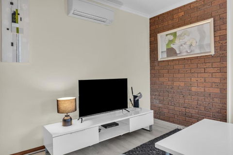 Anchorbell 13- Your Coastal Escape Awaits - Darwin Holiday 3