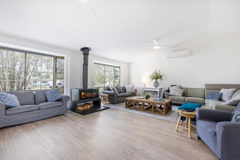 Anglesey - Pet Friendly With Pool & Tennis Court - 4 Mins Walk To Beach - Darwin Holiday 2