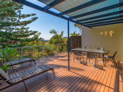 Angourie Blue 8 - Darwin Holiday 3