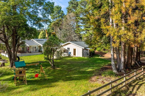 Annies Barn, Fitzroy Falls - Darwin Holiday 2