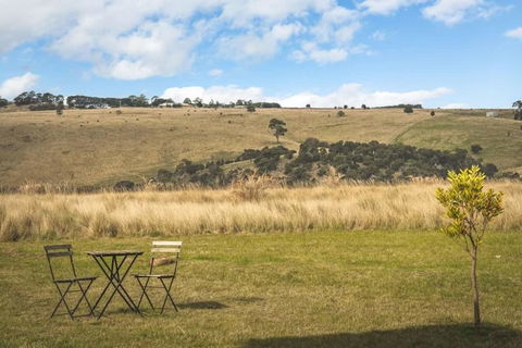 Altitude - A Tiny House Experience In A Goat Farm By Tiny Away - Darwin Holiday 4
