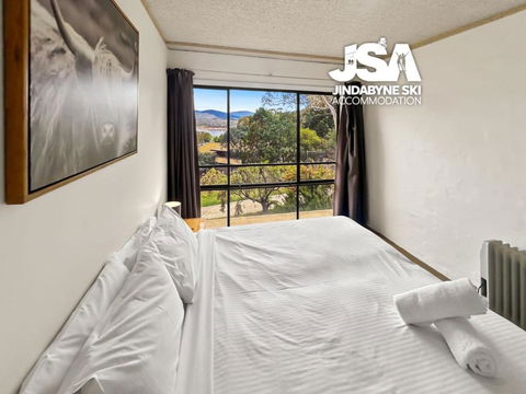 Alpine Mountain View Kirwan 10 - Darwin Holiday 4