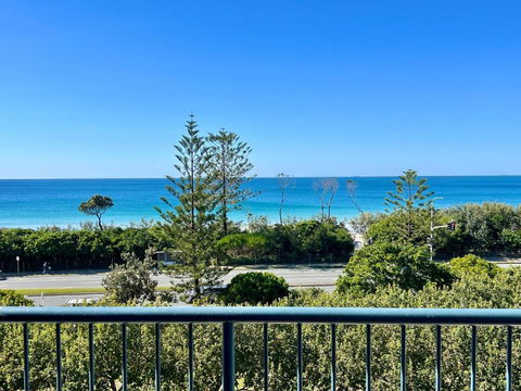 Alex Beachfront Apartment - Darwin Holiday 1
