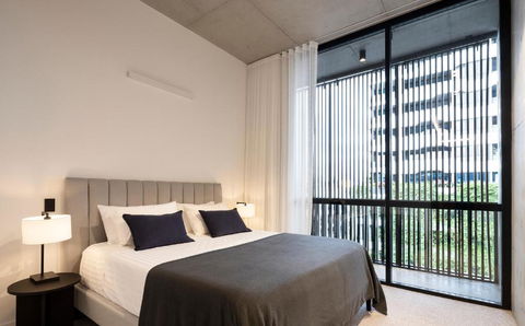 Alfred & Turner Apartments, Luxury 2 Bedroom Condos In The Heart Of The Valley - Darwin Holiday 4