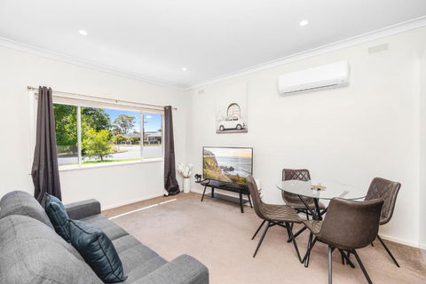 Altus Wagga Apartments - Darwin Holiday 1