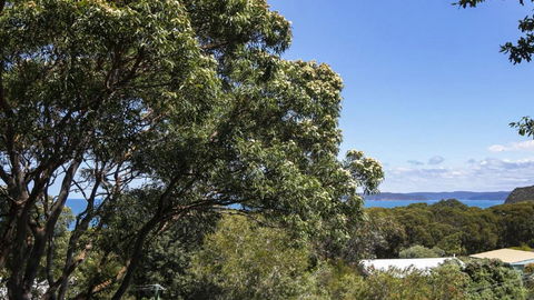 Anthonys Treehouse By The Beach - Darwin Holiday 2