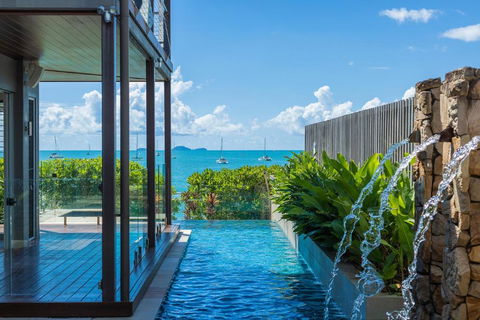 Anusara - Airlie Beach - Darwin Holiday 2