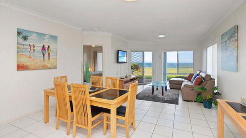 Apartment 16 - The Meridian - Darwin Holiday 1