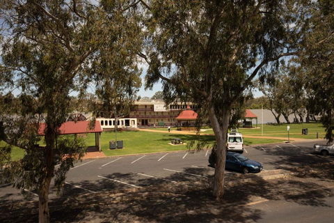 Apartment 4, 9 River Lane Mannum - Darwin Holiday 3