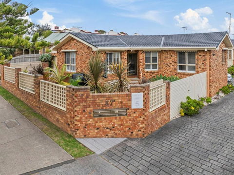 Apartment In Cowes Central On Chapel - Darwin Holiday 0