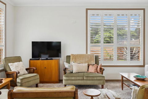 Apartment In Cowes Central On Chapel - Darwin Holiday 3