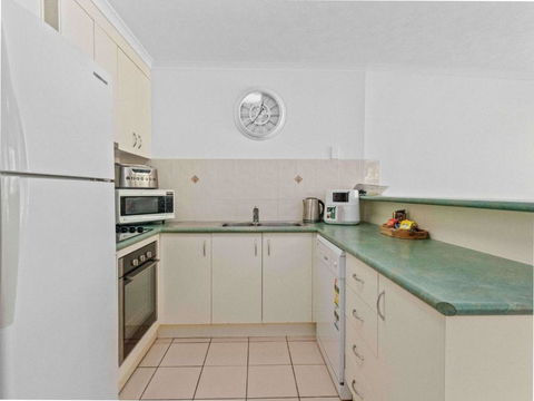 Apartment On The Esplanade - Darwin Holiday 4