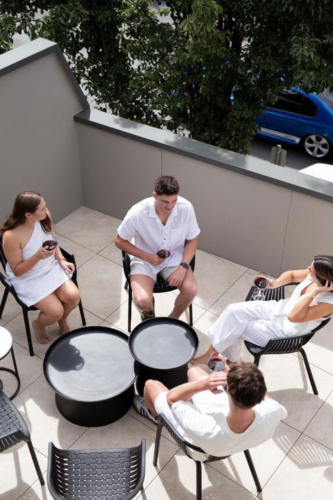 Apartment One - Apartments On Gavan - Darwin Holiday 1