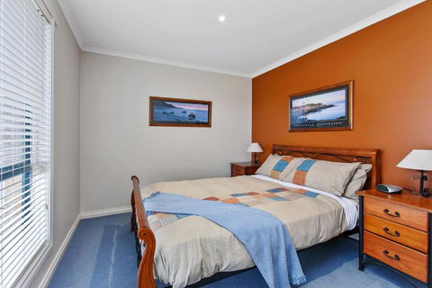 Apollo Bay Hideaway 5 Minute Walk To The Beach - Darwin Holiday 3