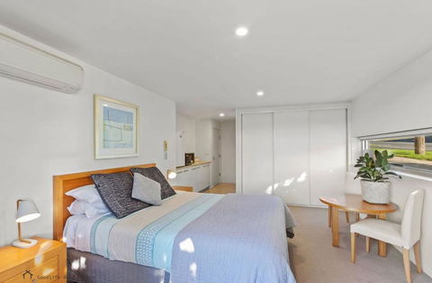 Apollo Blue Oceanview Unit 1- B Free WIFI - Darwin Holiday 2