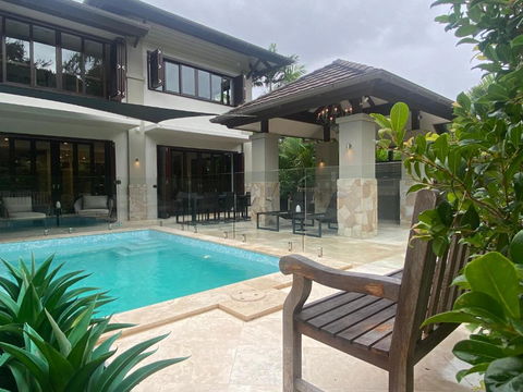 AQUA Beachfront Villa Port Douglas - Darwin Holiday 3