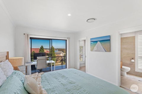Aquablue Holiday Home - Hot Spa & Pool - 2m Walk To Beaches - Darwin Holiday 2