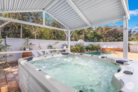 Aquablue Holiday Home - Hot Spa & Pool - 2m Walk To Beaches - Darwin Holiday 1