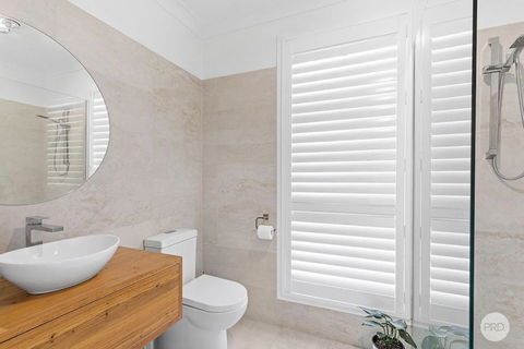 Aquablue Holiday Home - Hot Spa & Pool - 2m Walk To Beaches - Darwin Holiday 4