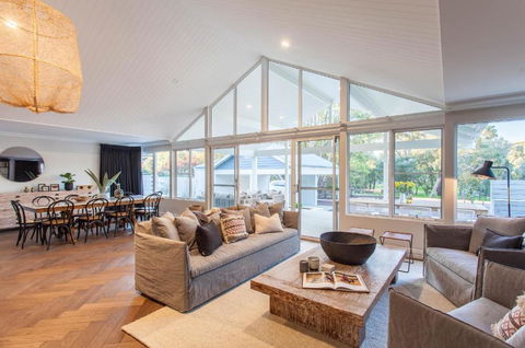 Aquila I Private Properties - Darwin Holiday 1