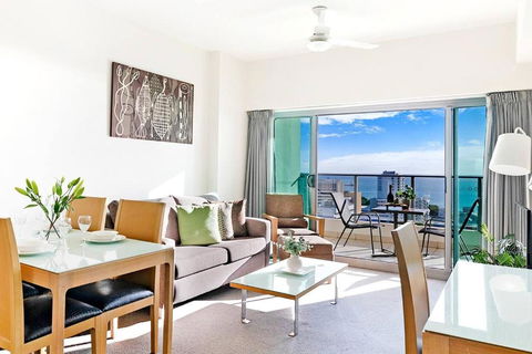 Arafura Suites - Dual-Studio Resort-style Getaway - Darwin Holiday 0