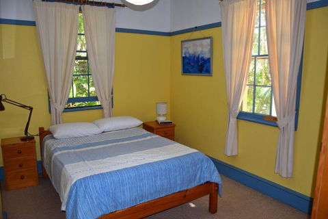 Arakoon House 1 - Bring Your Own Linen - Darwin Holiday 4