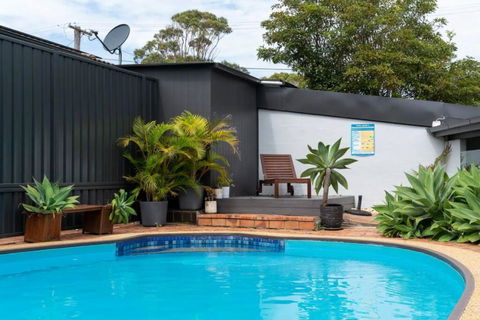 Araluen - Darwin Holiday 1