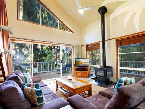 Araluen - Darwin Holiday 0