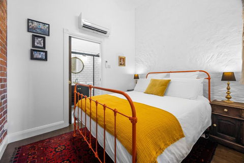 Arapiles Crash Pad - Darwin Holiday 3