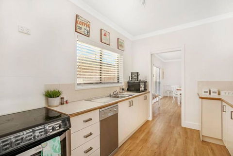 Arborea Country Holiday House Catering For 14 To 16 Guests In The Heart Of Bowral - Darwin Holiday 4