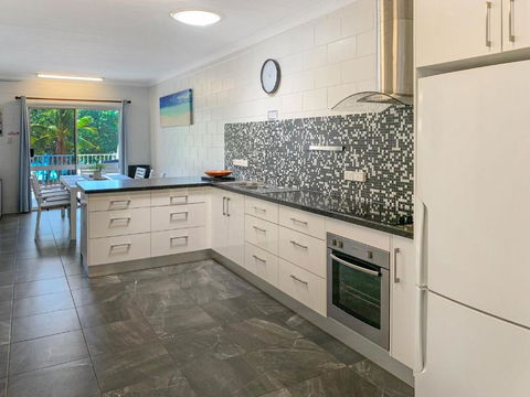 Arcadia Beach Unit 3 - Darwin Holiday 3