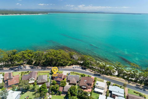 Arches By The Sea, Vincentia - Darwin Holiday 0