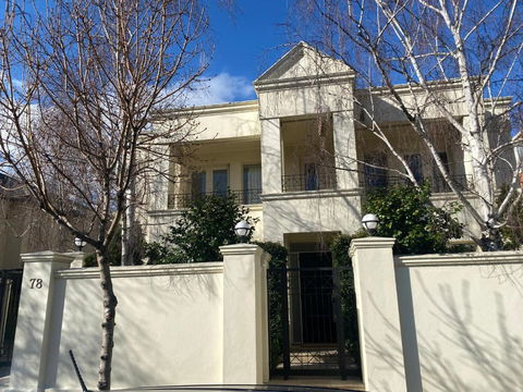 Art Deco In Toorak - Darwin Holiday 0