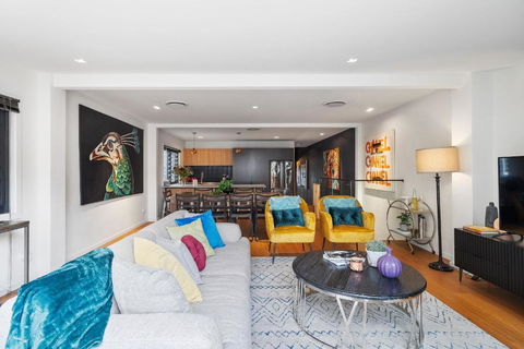 Artscape, Newtown Villa - Darwin Holiday 0