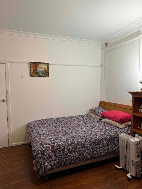 Ashburton Big Room With Shared Bathroom 1 - Darwin Holiday 1