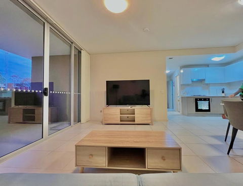 Ashfield 2 Br Apt Bus&Train Shop Parking - Darwin Holiday 1