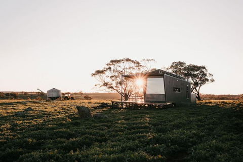 Ashleigh The Tiny Cabin In Toodyay - Darwin Holiday 1