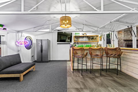 Aspendale Beach House - Darwin Holiday 2
