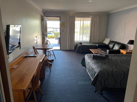 Asters On James Motor Inn - Darwin Holiday 2