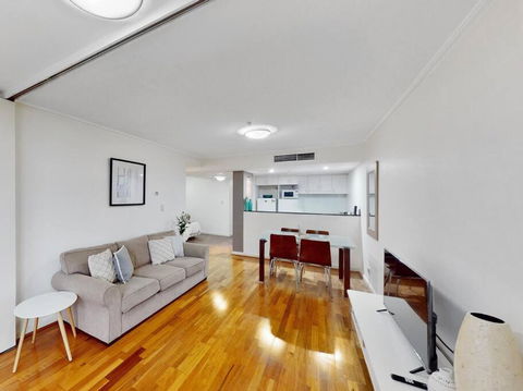 ATCH9 - St Leonards Atchison St - Darwin Holiday 3